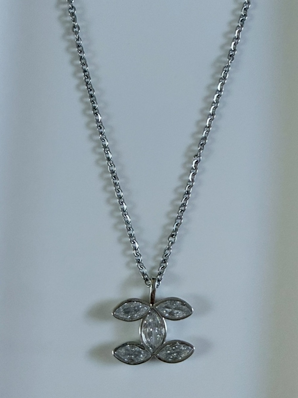 Silver Crystal Pendant Necklace - Elegant Women's Jewelry